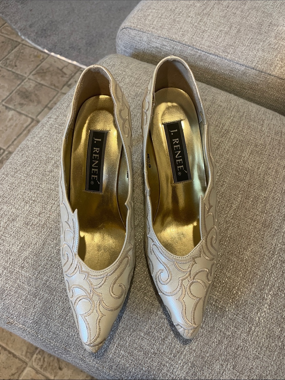 J. Renee’ Heels